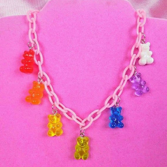 MYSTERY GUMMY BEAR NECKLACE🐻 - Picture 3 of 4